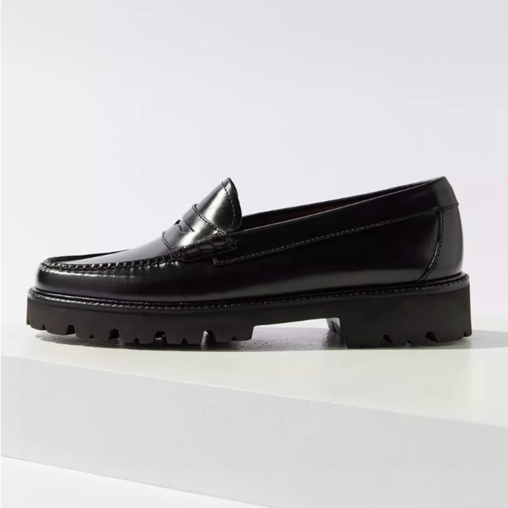 G.H. Bass & Co. Black Leather Loafers - Picture 3 of 13